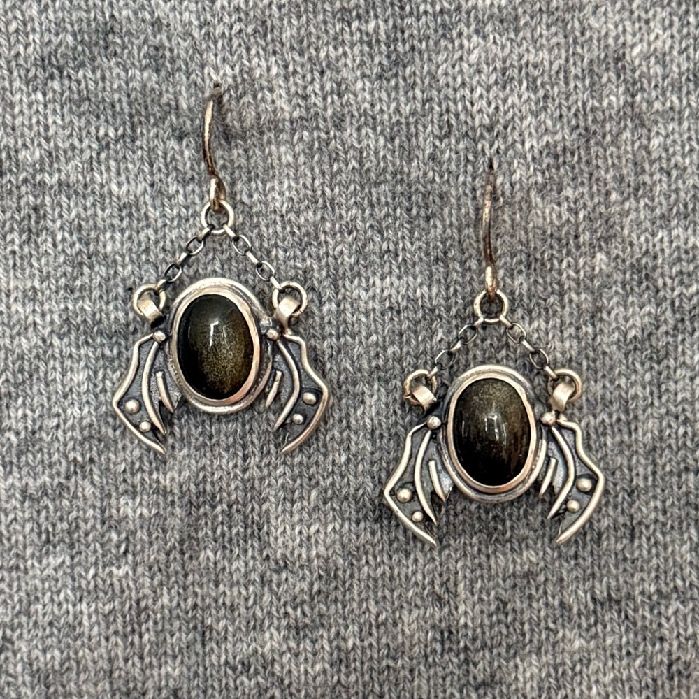 Acid Queen Winged Prophetess Earrings - Picture 5 of 9
